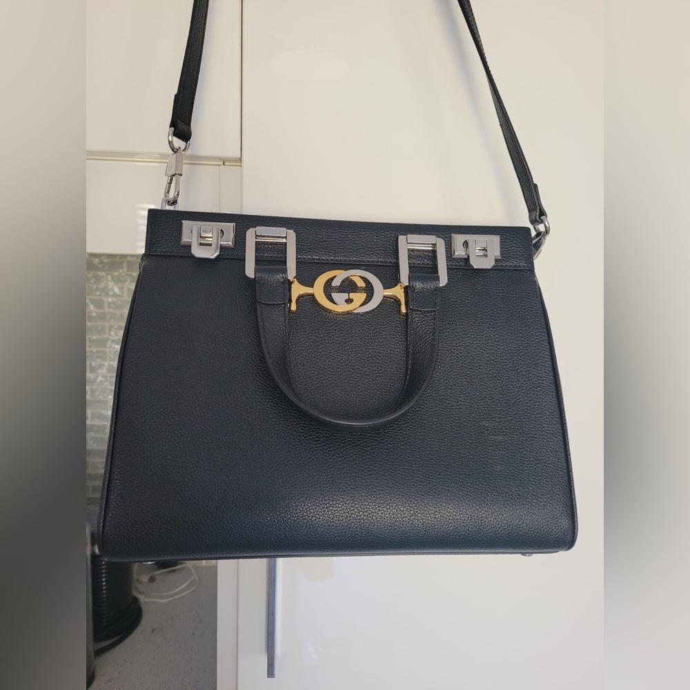 GUCCI Calfskin Small Zumi Top Handle Bag Black **AUTHENTIC**